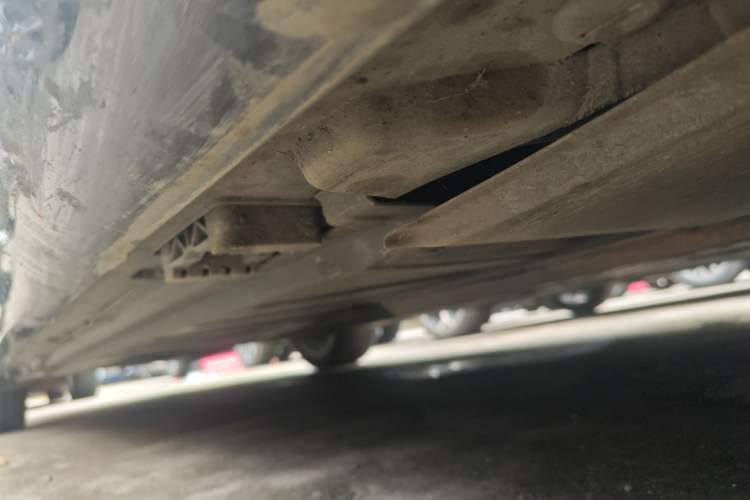 Used Mercedes-Benz E-Class 2023 Updated E 300 L Luxury Edition Chassis Front Right