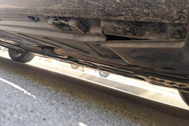 Used Mercedes-Benz E-Class 2023 Facelift E 260 L Chassis Front Right