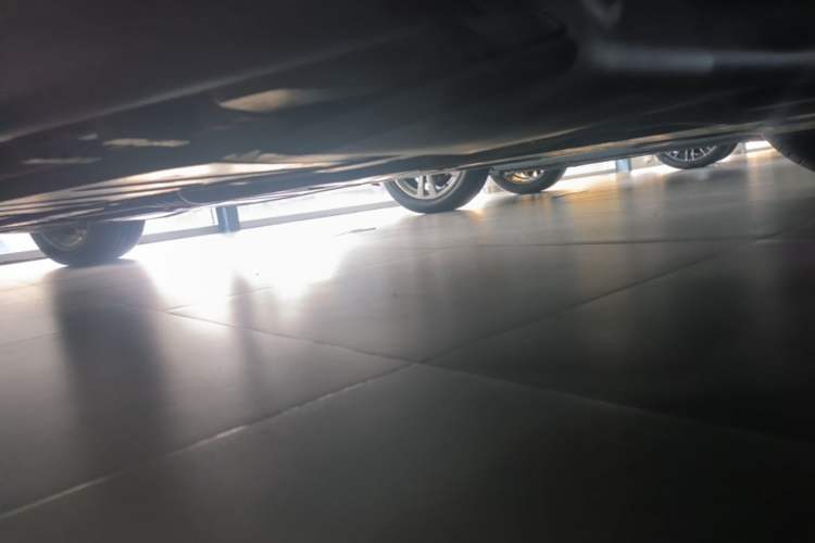 Used Mercedes-Benz E-Class 2023 E 300 L Luxury Model Chassis Front Right