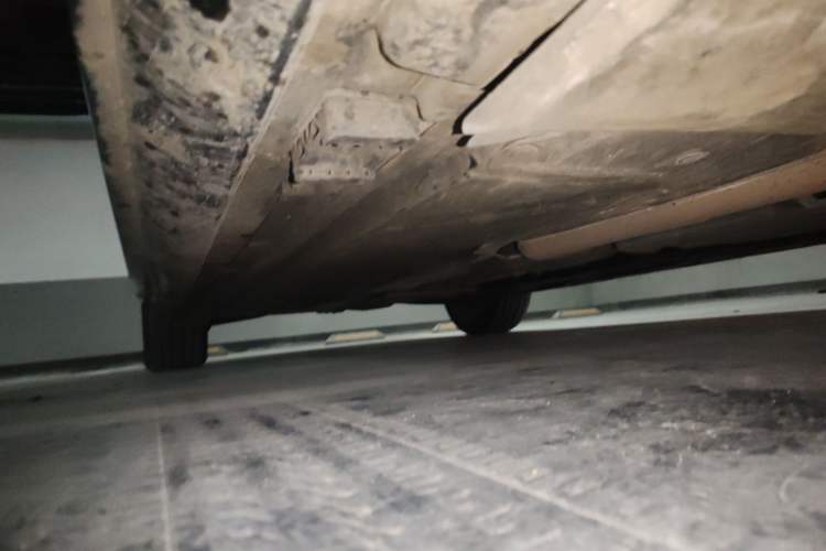 Used Mercedes-Benz E-Class 2023 E 300 L Sporty and Stylish Model Chassis Front Right