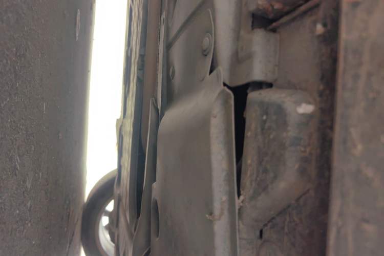 Used Mercedes-Benz E-Class 2023 E 300 L Sporty and Stylish Model Chassis Front Right