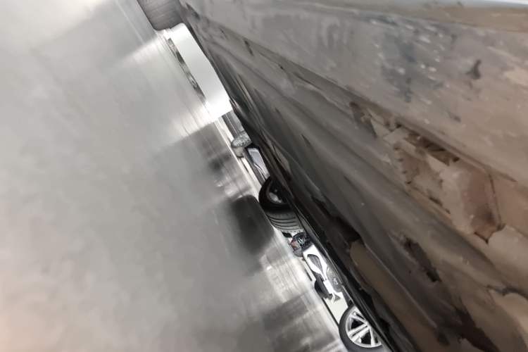 Used Mercedes-Benz E-Class 2023 E 300 L Sport Luxury Edition Chassis Front Right