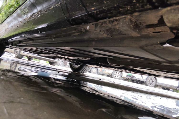 Used Mercedes-Benz E-Class 2023 E 300 L Luxury Model Chassis Front Right