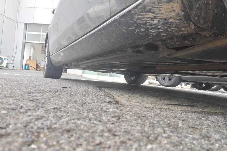 Used Mercedes-Benz E-Class 2023 E 260 L Chassis Front Right