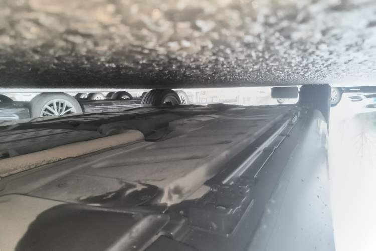 Used Mercedes-Benz E-Class 2023 Updated E 300 L Luxury Edition Chassis Front Right