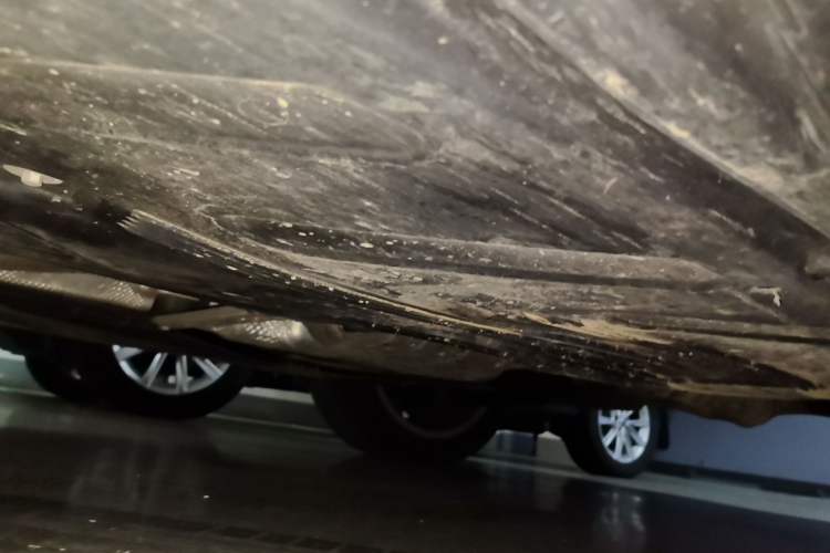 Used Mercedes-Benz E-Class 2023 E 300 L Luxury Model Chassis Rear Left