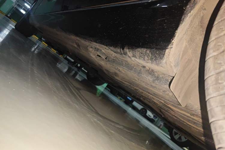 Used Mercedes-Benz E-Class 2023 Updated E 300 L Fashion Edition Chassis Rear Left