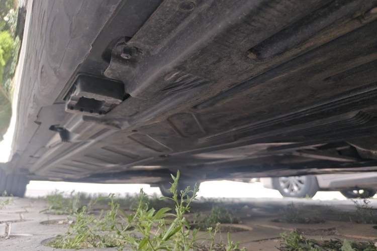 Used Mercedes-Benz E-Class 2023 Updated E 300 L Fashion Edition Chassis Rear Left