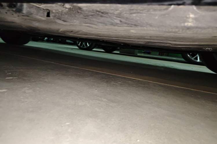 Used Mercedes-Benz E-Class 2023 Updated E 300 L Fashion Edition Chassis Rear Left