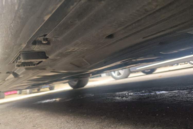 Used Mercedes-Benz E-Class 2023 Updated E 300 L Luxury Edition Chassis Rear Left