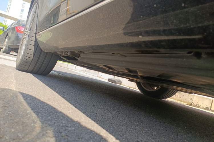 Used Mercedes-Benz E-Class 2023 Updated E 300 L Fashion Edition Chassis Rear Left