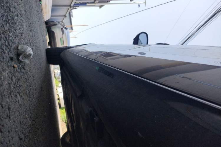 Used Mercedes-Benz E-Class 2023 E 300 L Luxury Model Chassis Rear Left