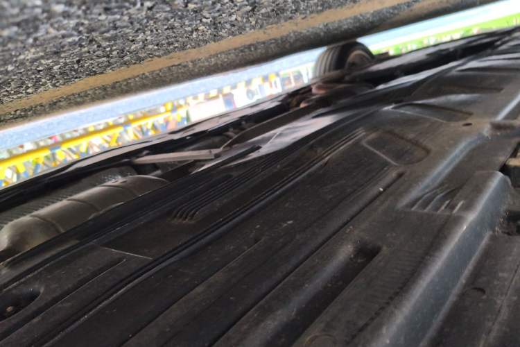 Used Mercedes-Benz E-Class 2023 E 300 L Sporty and Stylish Model Chassis Rear Left