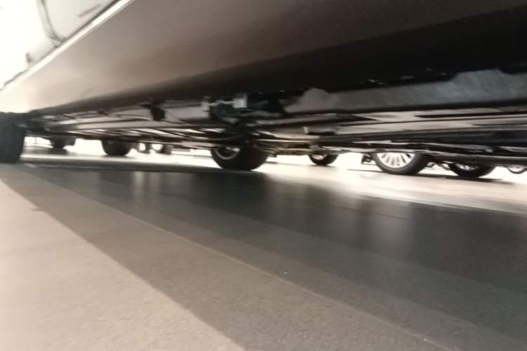 Used Mercedes-Benz E-Class 2023 Updated E 300 L Fashion Edition Chassis Rear Left