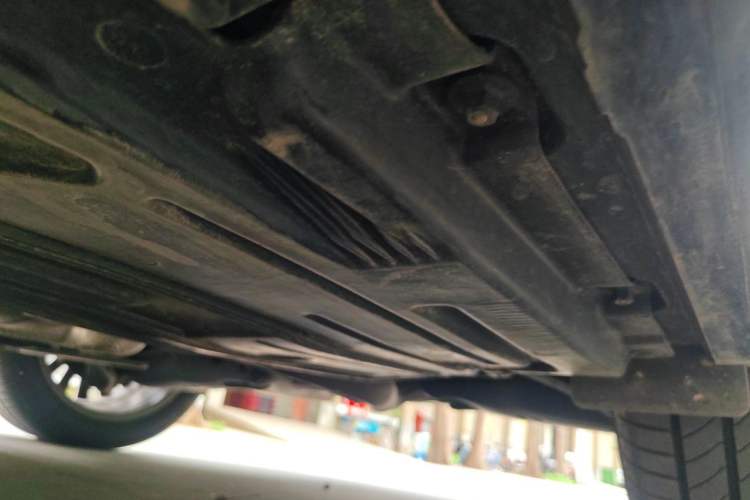 Used Mercedes-Benz E-Class 2023 E 300 L Luxury Model Chassis Rear Left
