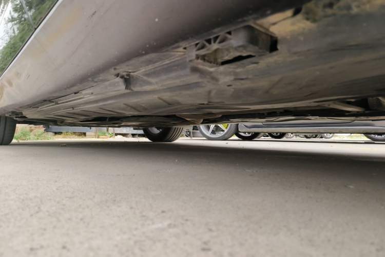 Used Mercedes-Benz E-Class 2023 E 260 L Chassis Rear Left