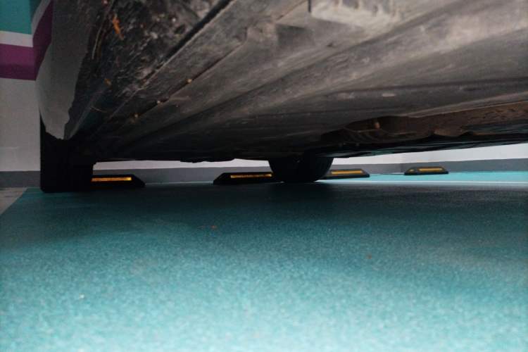 Used Mercedes-Benz E-Class 2023 E 300 L Luxury Model Chassis Rear Right