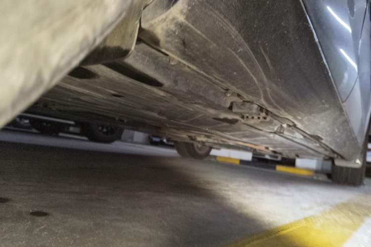 Used Mercedes-Benz E-Class 2023 Updated E 300 L Fashion Edition Chassis Rear Right