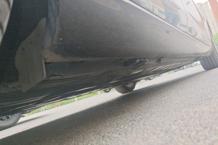 Used Mercedes-Benz E-Class 2023 E 300 L Luxury Model Chassis Rear Right