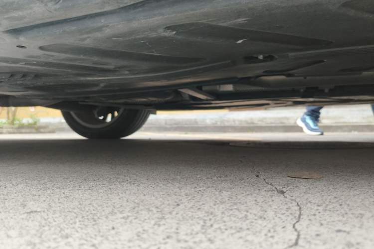 Used Mercedes-Benz E-Class 2023 Updated E 300 L Luxury Edition Chassis Rear Right