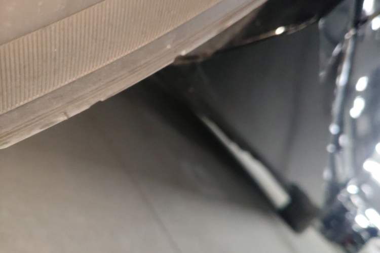 Used Mercedes-Benz E-Class 2023 Updated E 300 L Fashion Edition Chassis Rear Right