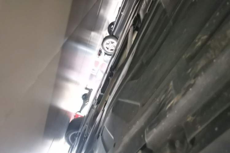 Used Mercedes-Benz E-Class 2023 E 300 L Sport Luxury Edition Chassis Rear Right
