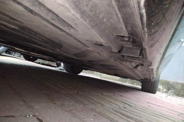 Used Mercedes-Benz E-Class 2023 Updated E 300 L Luxury Edition Chassis Rear Right