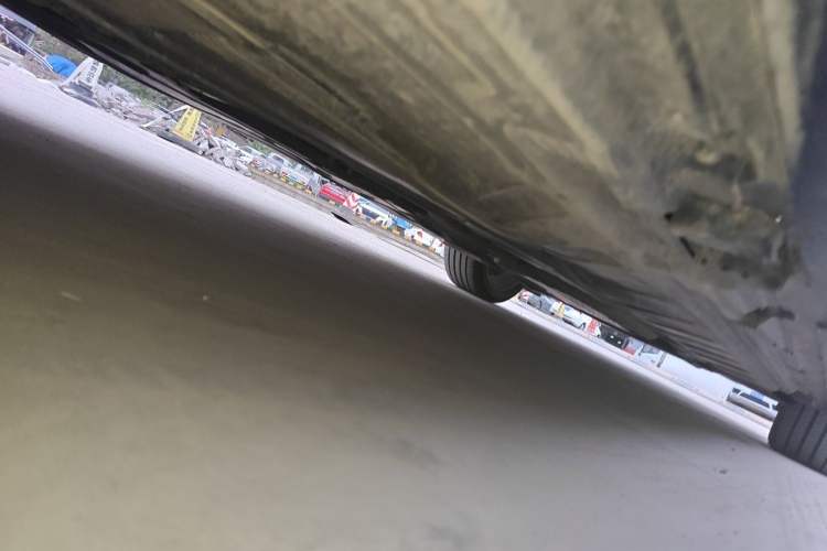 Used Mercedes-Benz E-Class 2023 Updated E 300 L Luxury Edition Chassis Rear Right