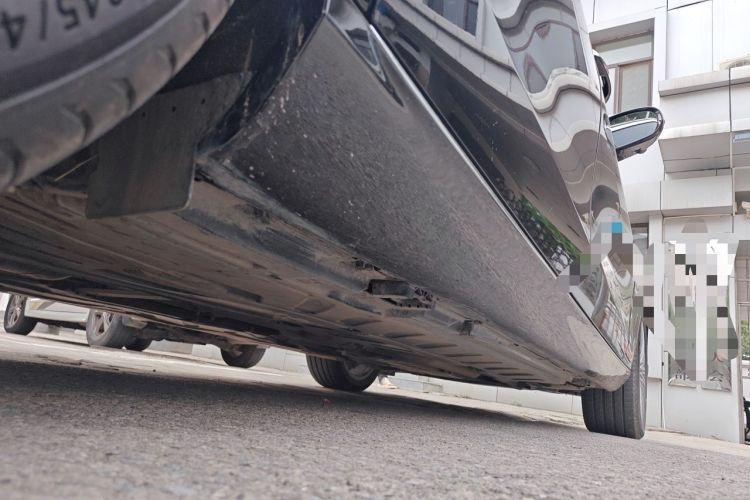 Used Mercedes-Benz E-Class 2023 Updated E 300 L Fashion Edition Chassis Rear Right
