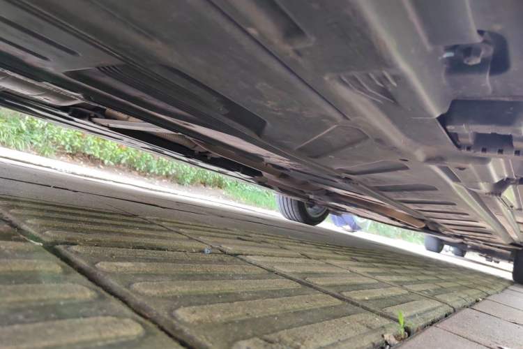 Used Mercedes-Benz E-Class 2023 Updated E 300 L Luxury Edition Chassis Rear Right