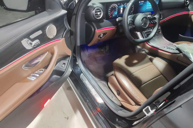 Used Mercedes-Benz E-Class 2023 Restyled E 300 L Sport Luxury Edition Driver Seat