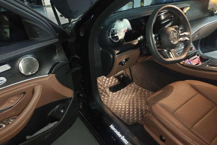 Used Mercedes-Benz E-Class 2023 Restyled E 300 L Sport Luxury Edition Driver Seat