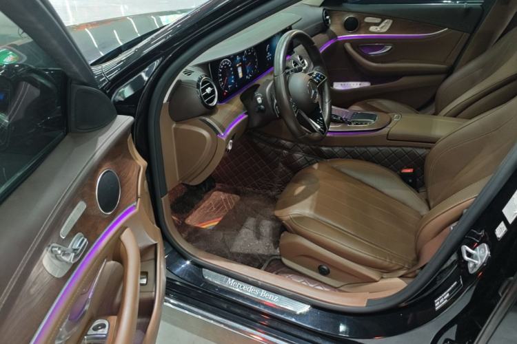 Used Mercedes-Benz E-Class 2023 Updated E 300 L Fashion Edition Driver Seat