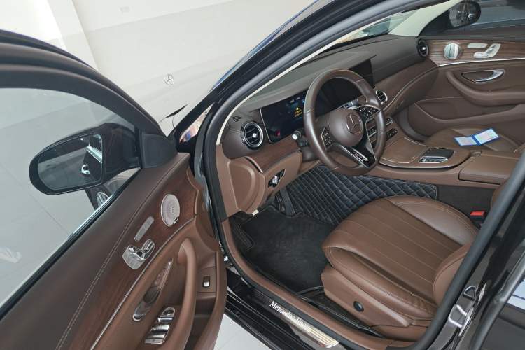 Used Mercedes-Benz E-Class 2023 Updated E 300 L Luxury Edition Driver Seat