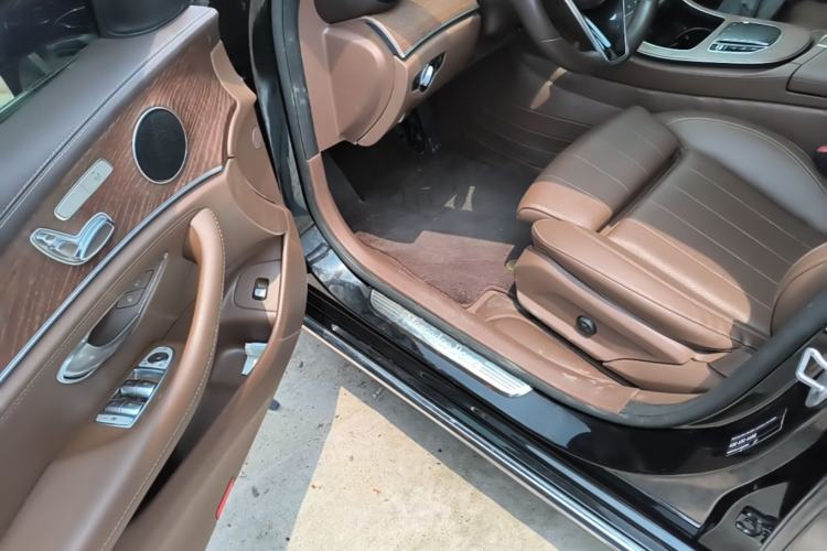 Used Mercedes-Benz E-Class 2023 Facelift E 260 L Driver Seat