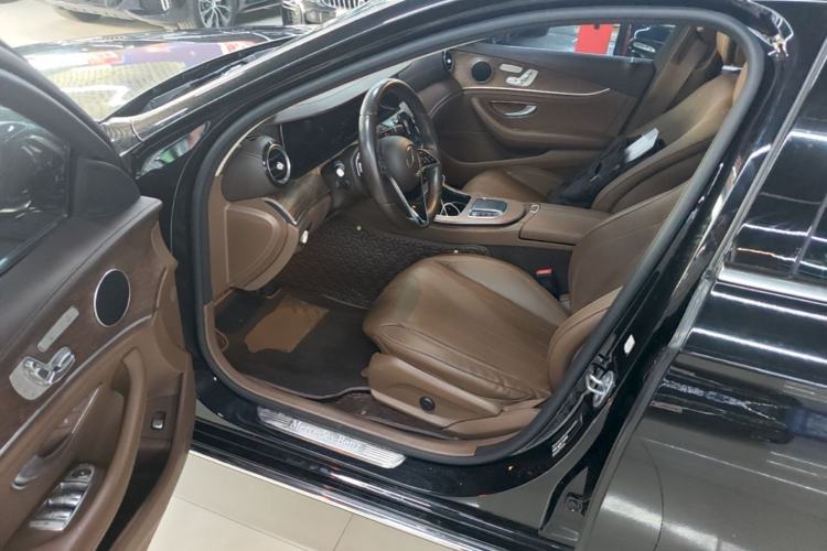 Used Mercedes-Benz E-Class 2023 Updated E 300 L Fashion Edition Driver Seat