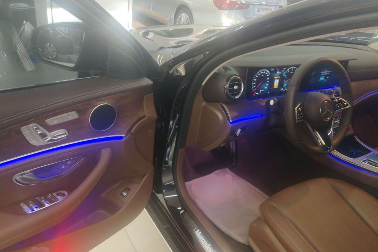 Used Mercedes-Benz E-Class 2023 Updated E 300 L Fashion Edition Driver Seat