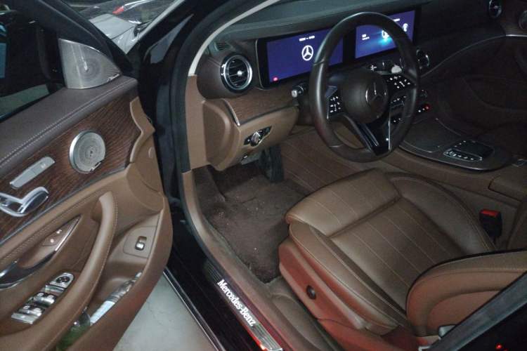 Used Mercedes-Benz E-Class 2023 E 260 L Driver Seat