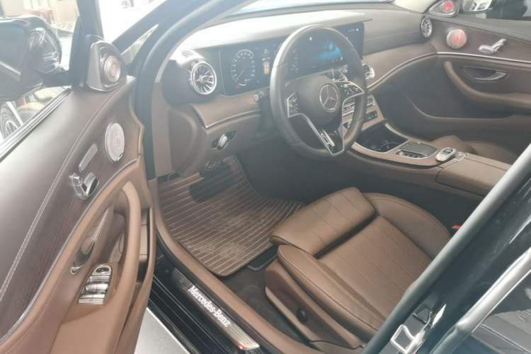 Used Mercedes-Benz E-Class 2023 Facelift E 260 L Driver Seat