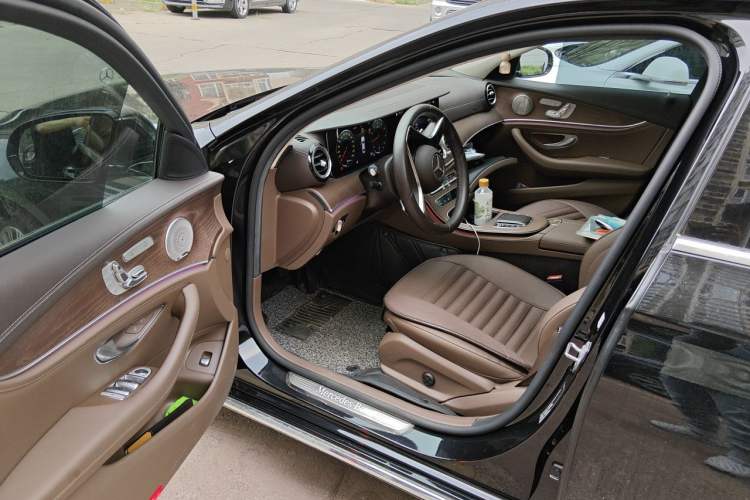Used Mercedes-Benz E-Class 2023 Updated E 300 L Luxury Edition Driver Seat