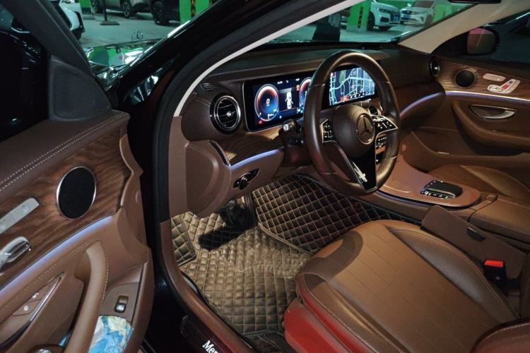Used Mercedes-Benz E-Class 2023 Updated E 300 L Fashion Edition Driver Seat