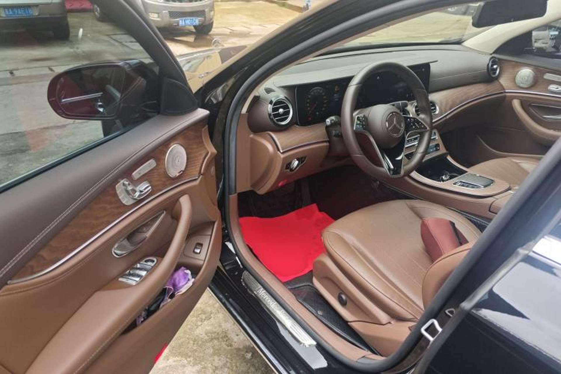 Used Mercedes-Benz E-Class 2023 Updated E 300 L Luxury Edition Driver Seat