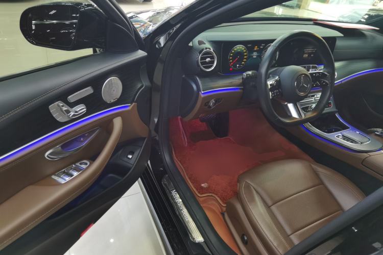 Used Mercedes-Benz E-Class 2023 Restyled E 300 L Sport Luxury Edition Driver Seat