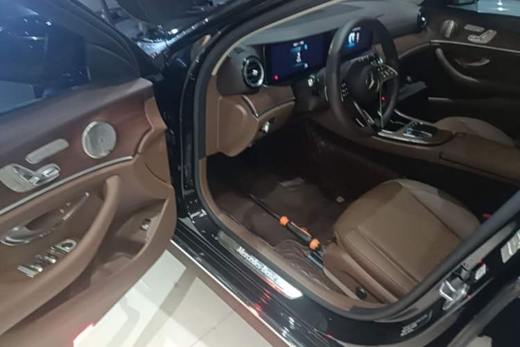 Used Mercedes-Benz E-Class 2023 Updated E 300 L Luxury Edition Driver Seat