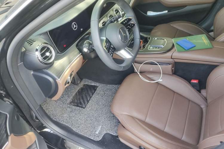 Used Mercedes-Benz E-Class 2023 Restyled E 300 L Sport Luxury Edition Driver Seat