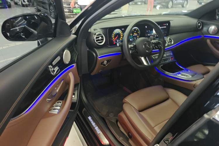 Used Mercedes-Benz E-Class 2023 Restyled E 260 L Sport Edition Driver Seat