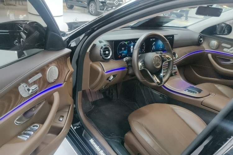 Used Mercedes-Benz E-Class 2023 Updated E 300 L Luxury Edition Driver Seat