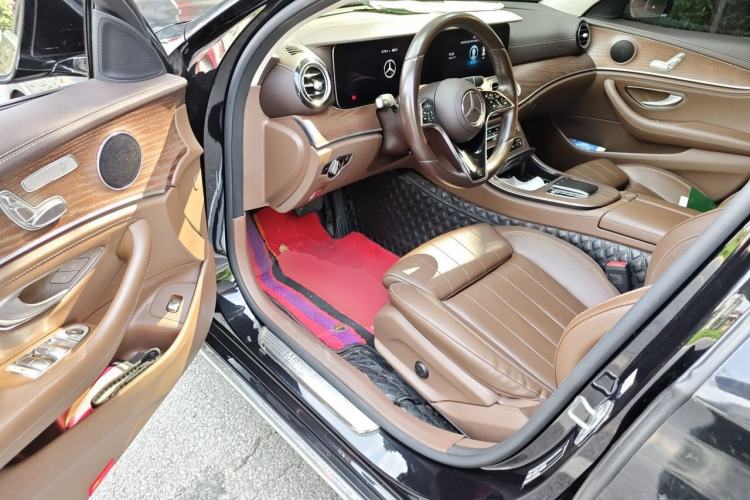 Used Mercedes-Benz E-Class 2023 E 260 L Driver Seat