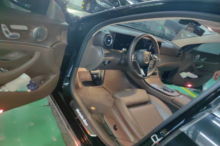 Used Mercedes-Benz E-Class 2023 E 260 L Driver Seat