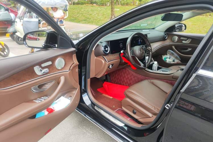 Used Mercedes-Benz E-Class 2023 Updated E 300 L Luxury Edition Driver Seat